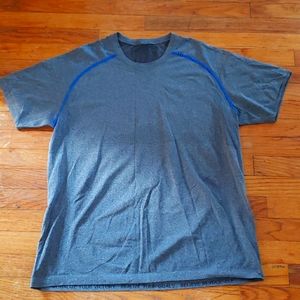 Lululemon mens Metal vent breathe short sleeve